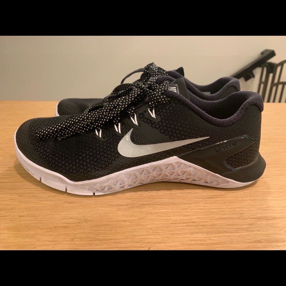Nike metcons 4